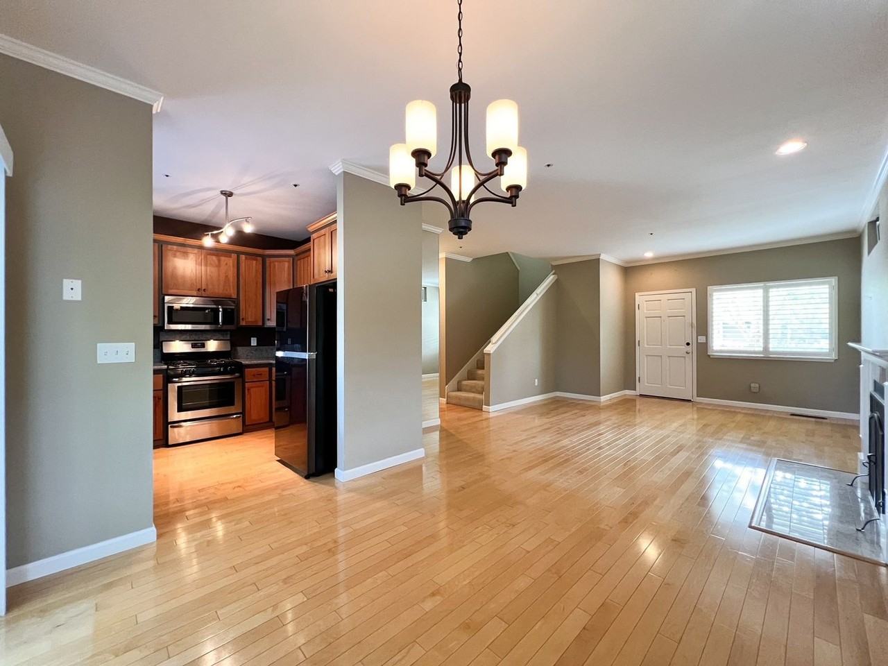 42 Avalon Ct - Photo 7 of 22