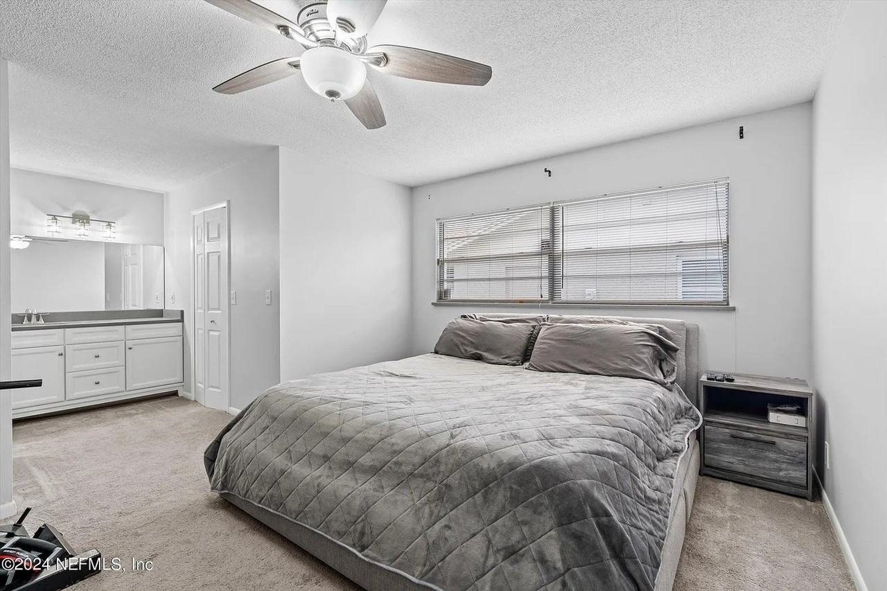 6263 Toyota Dr - Photo 3 of 12