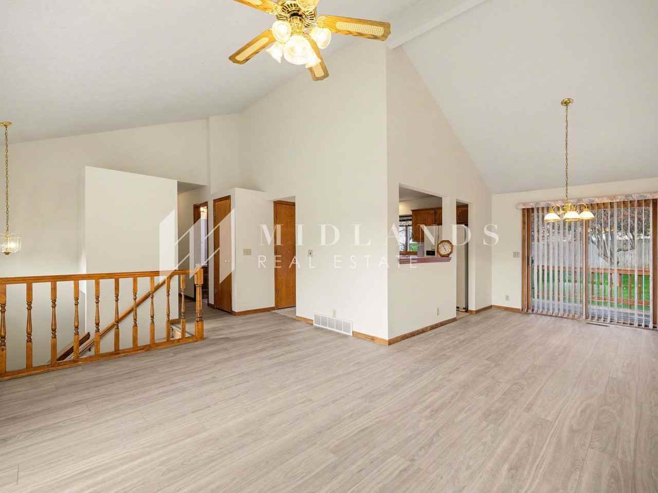 5763 N 130th St - Photo 4 of 16