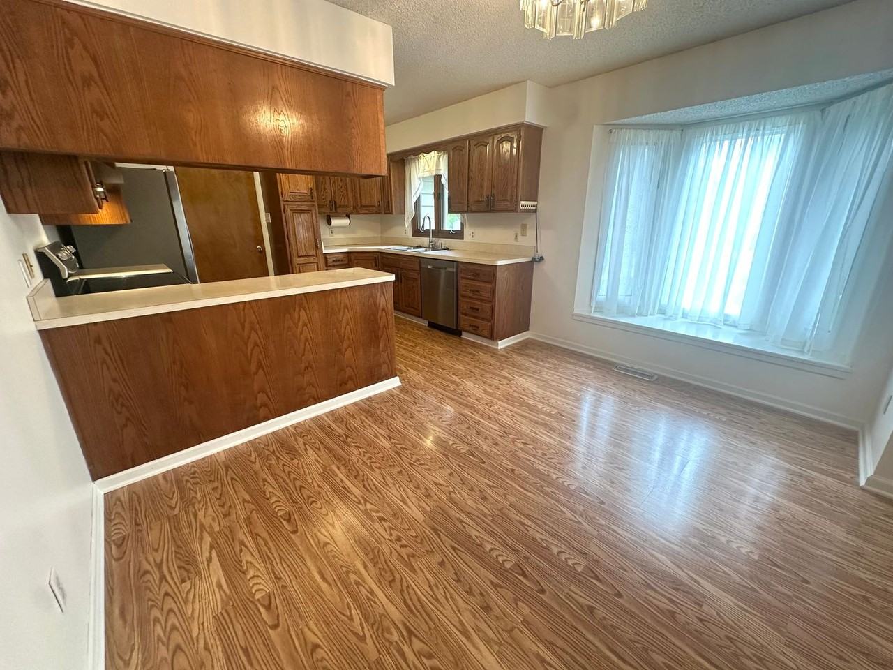 4111 Se Minnesota Ave - Photo 7 of 31