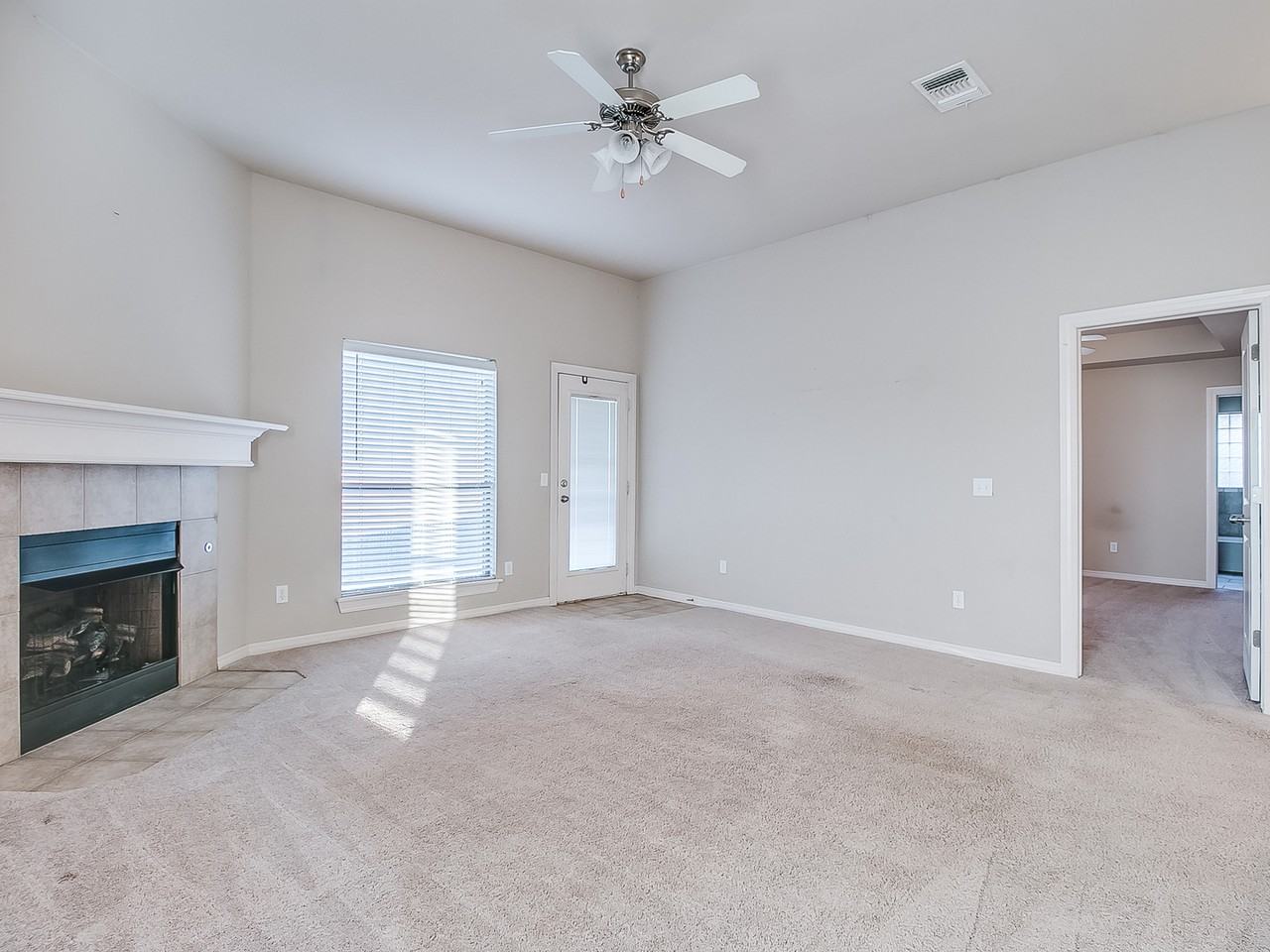 17717 Spacious Sky Ct - Photo 5 of 30