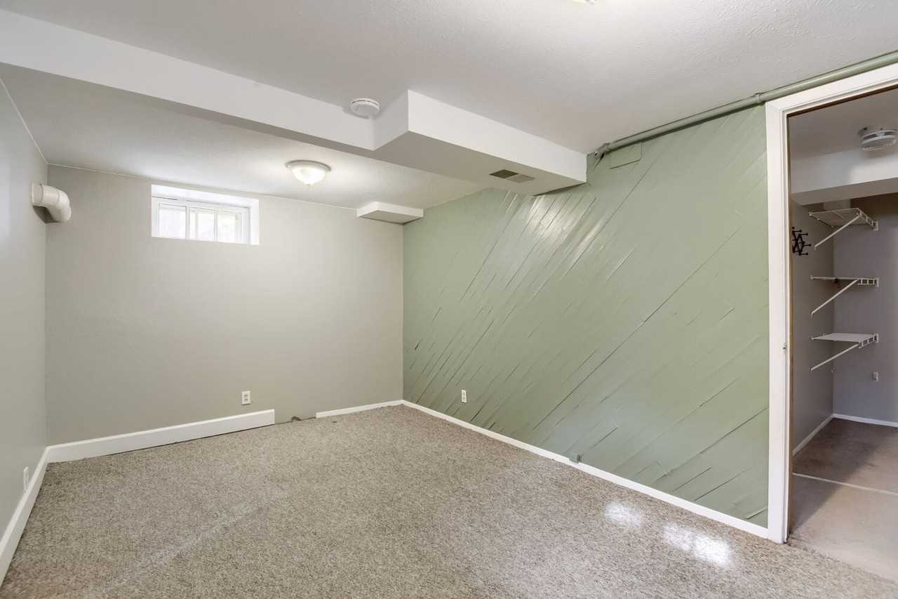 1053 S Pearl St - Photo 5 of 11