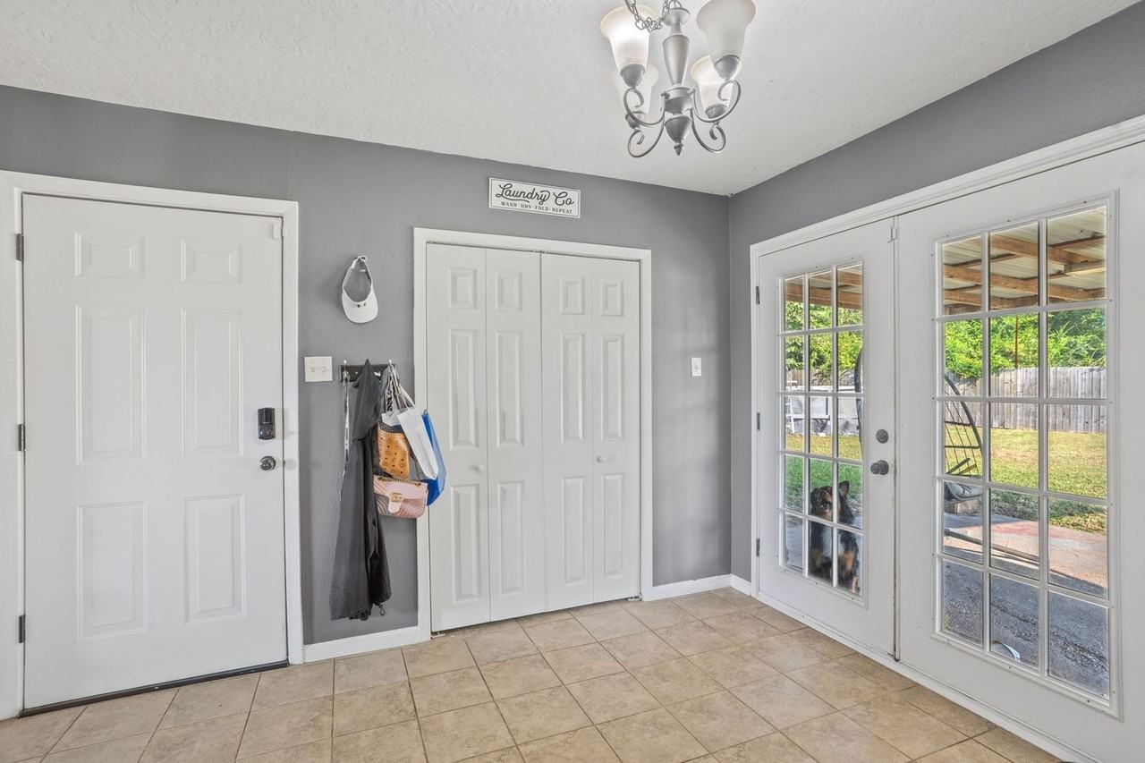 1492 Becky St - Photo 5 of 15