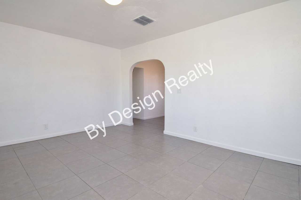 143 W Flores St - Photo 5 of 16