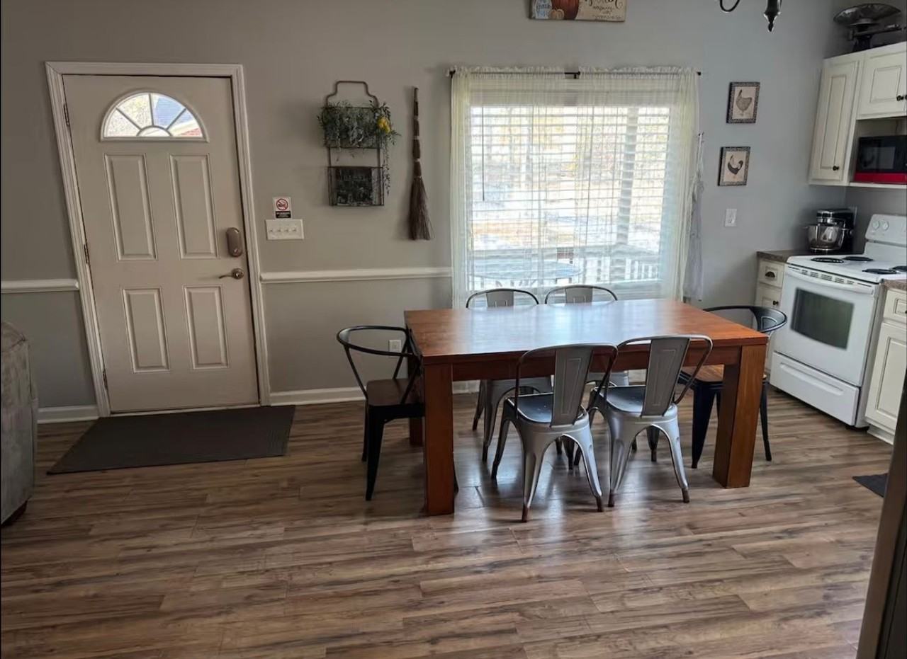 876 Louisville Rd - Photo 4 of 9