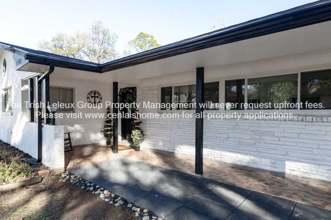 5703 Navaho Trl - Photo 2 of 18