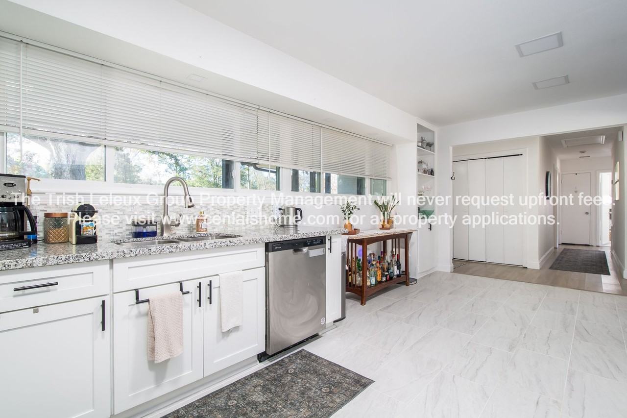 5703 Navaho Trl - Photo 5 of 18