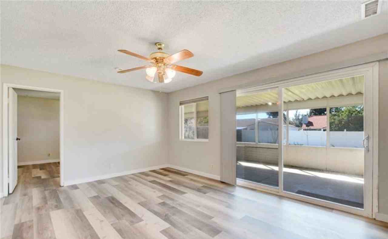 22301 Osprey Ct - Photo 6 of 14