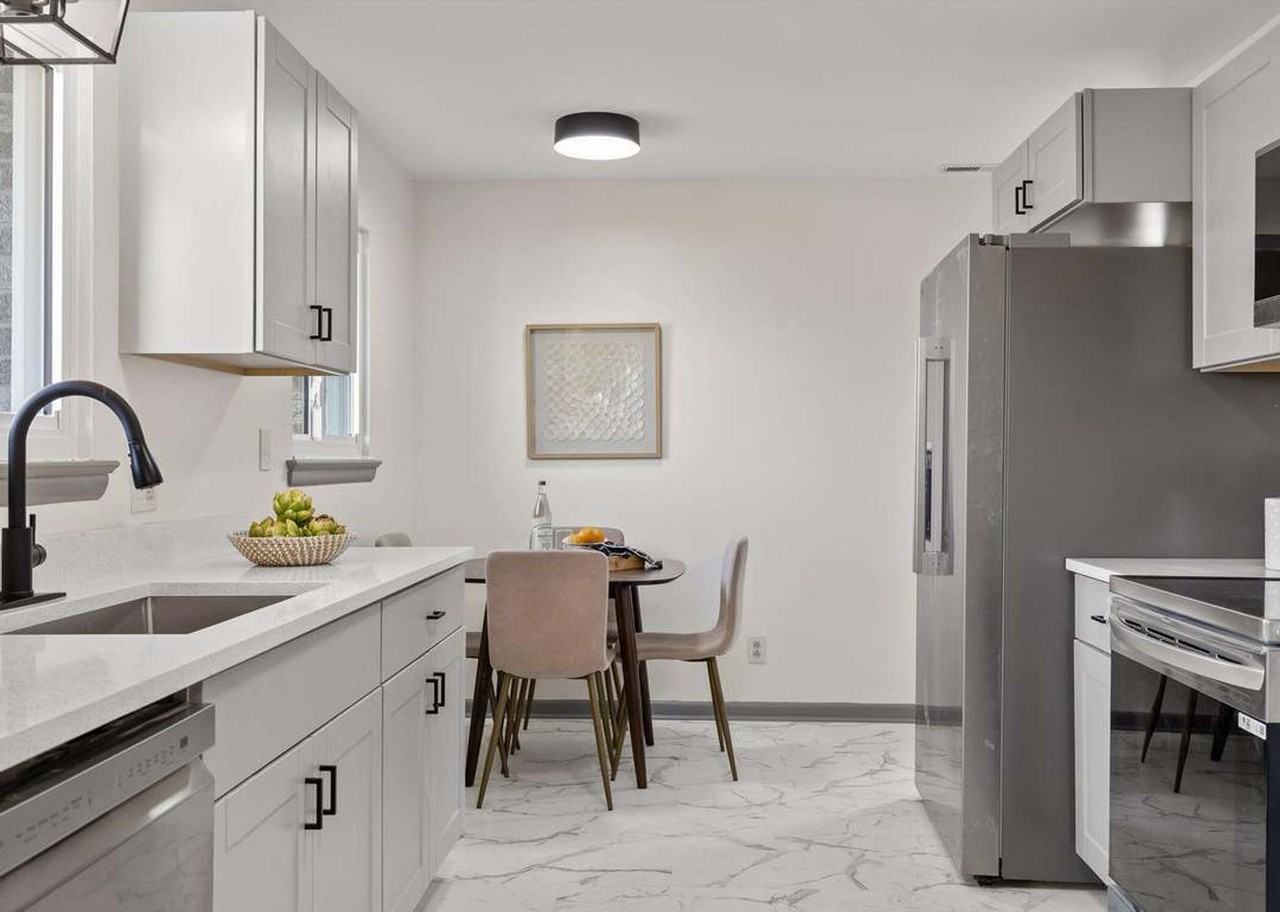 2301 Arroyo Dr - Photo 6 of 20