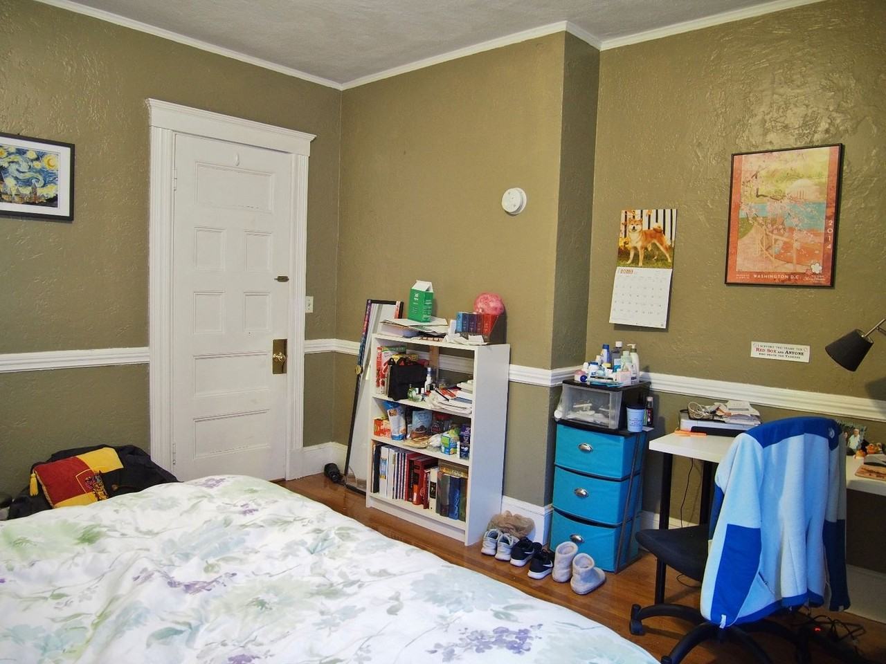 148 Strathmore Rd - Photo 3 of 14