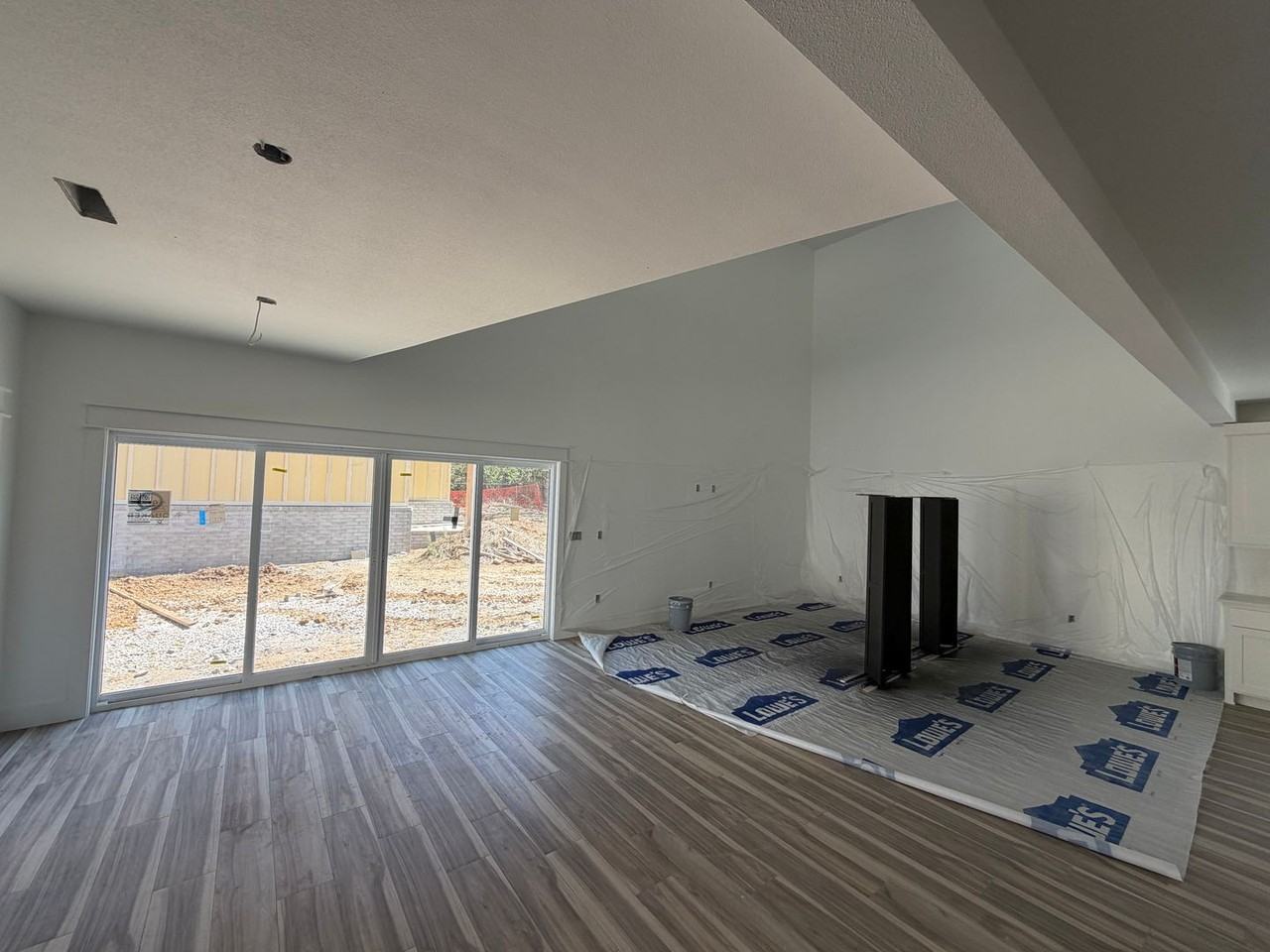 904 N Sang Ave - Photo 4 of 31