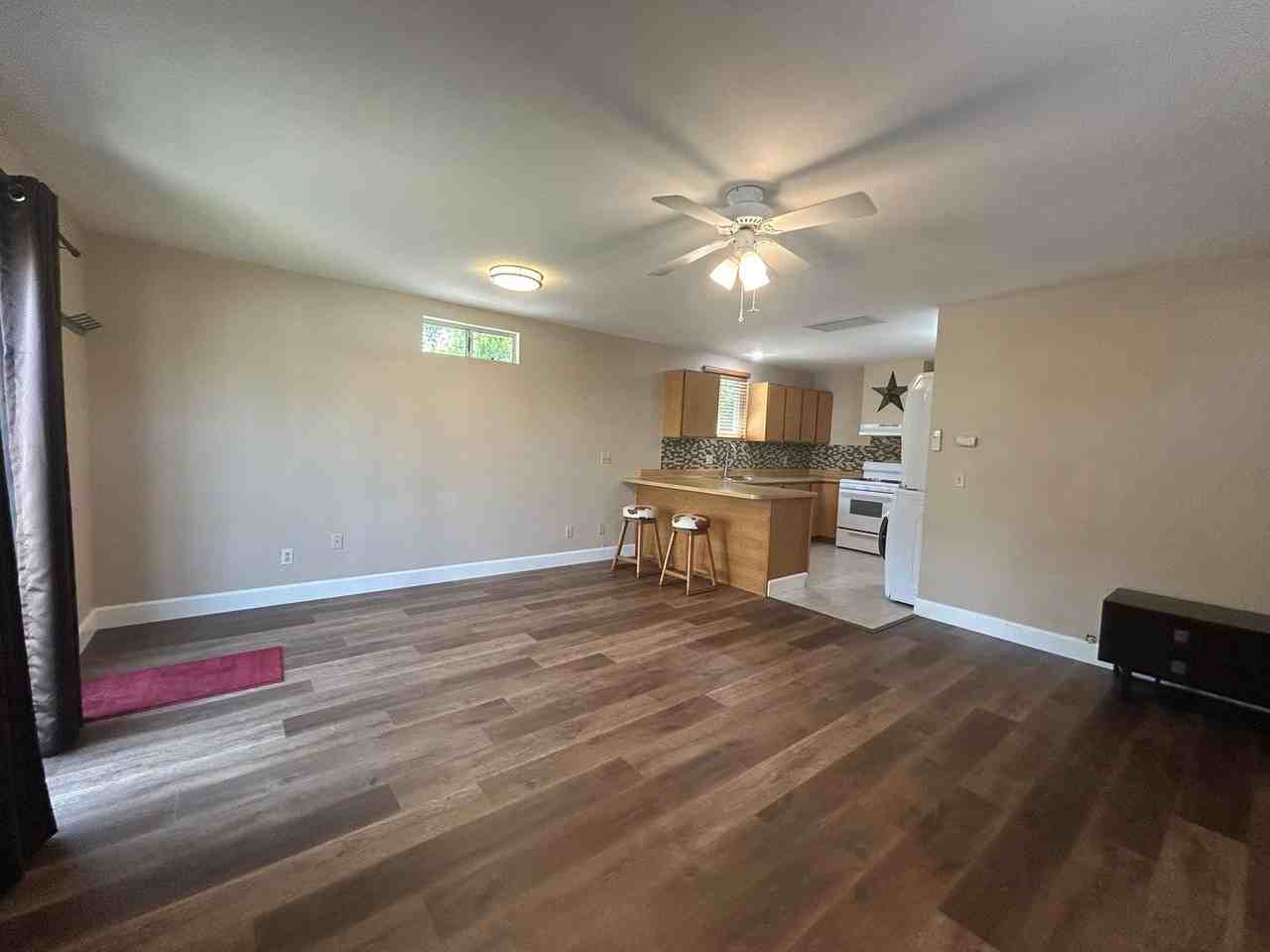 33145 Jane Ct - Photo 7 of 11