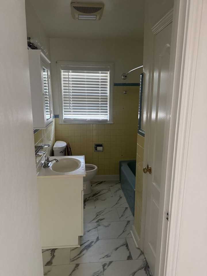 2111 Hart Rd - Photo 4 of 5