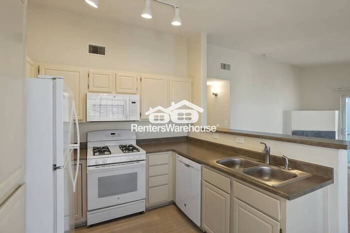 3846 Canyon Ranch Rd #203 - Photo 3 of 20