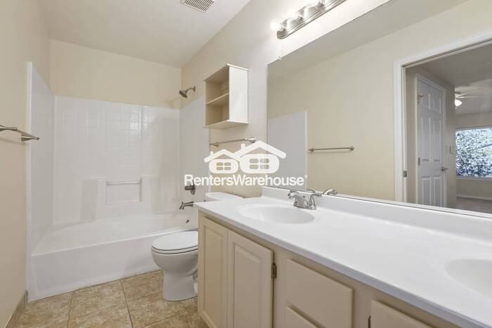 3846 Canyon Ranch Rd #203 - Photo 7 of 20