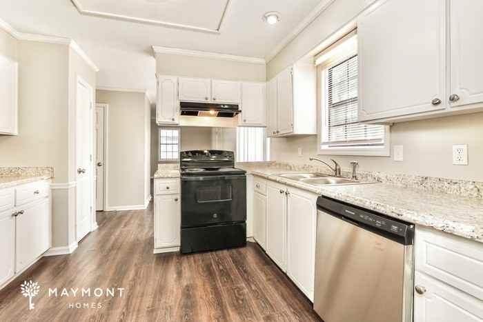 3846 Forest Creek Way - Photo 3 of 10