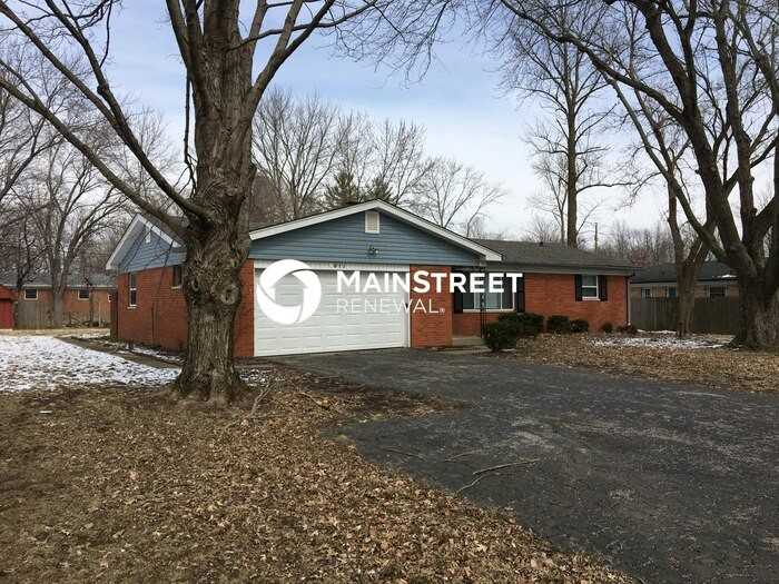 2612 Springfield Dr - Photo 3 of 37