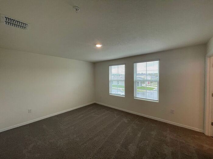 6114 Galloping Dr - Photo 6 of 15