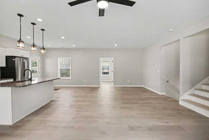 3907 Lauada Dr - Photo 4 of 26