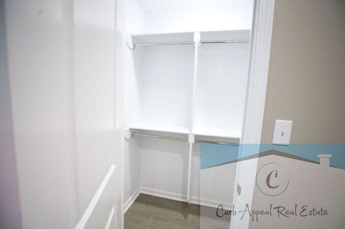 911 Dr Martin Luther King Jr Dr #A - Photo 5 of 31