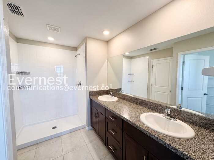 7329 Canterbury Bells Ct - Photo 7 of 32