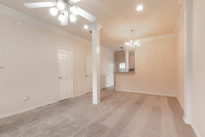 501 Withers St #4 - Photo 4 of 15
