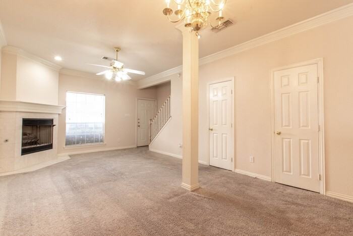 501 Withers St #4 - Photo 5 of 15