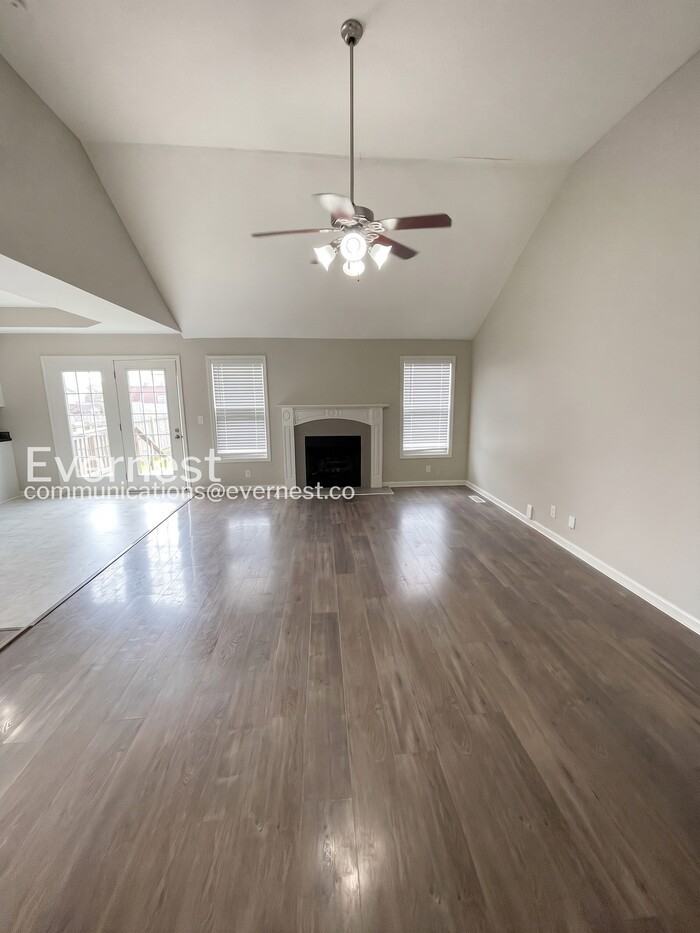 3800 Cindy Jo Dr N - Photo 5 of 27