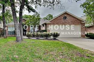 2525 Greenhaven Dr - Photo 1 of 1