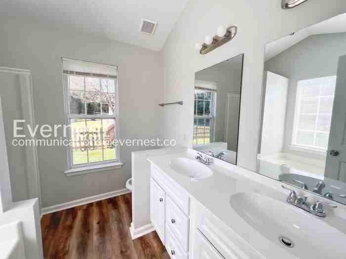 4588 Lands End Ct Sw - Photo 6 of 23