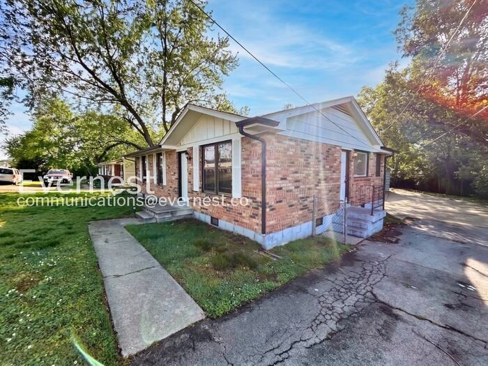 212 New Shackle Island Rd - Photo 3 of 22