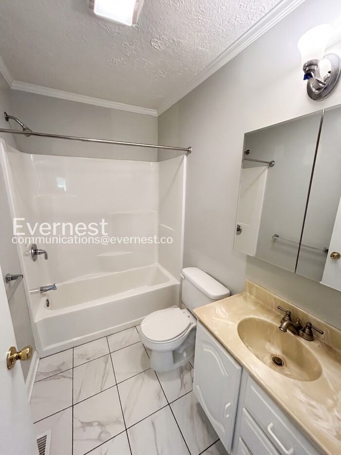 212 New Shackle Island Rd - Photo 7 of 22