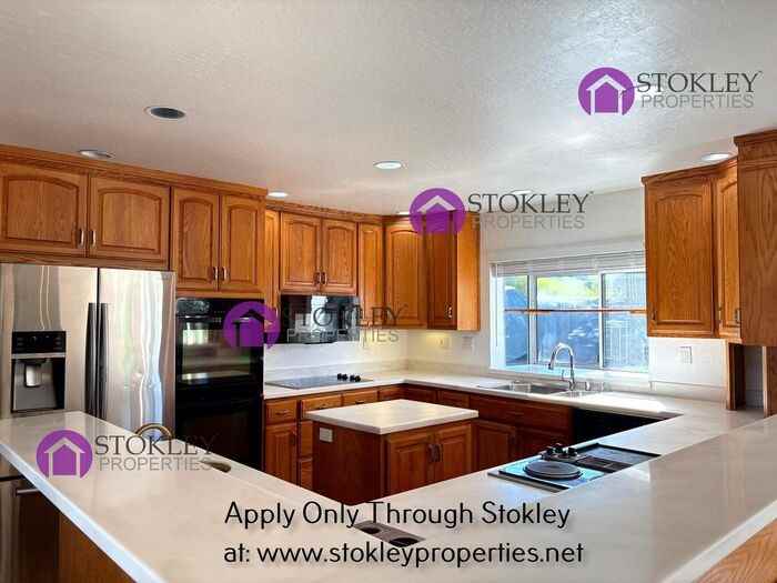 790 Solana Dr - Photo 6 of 21