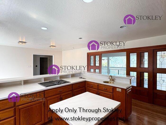 790 Solana Dr - Photo 7 of 21