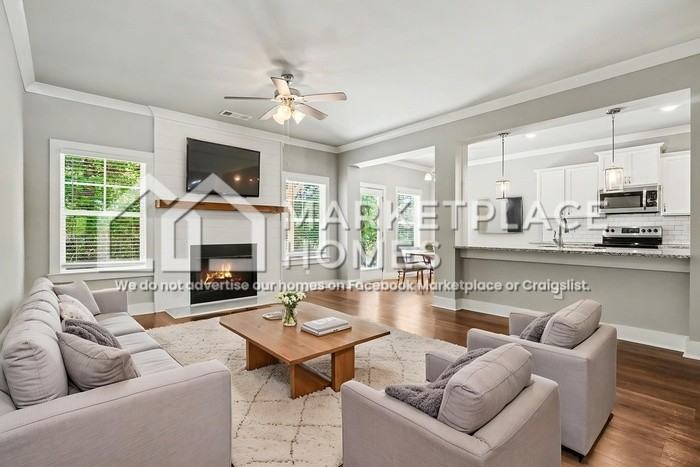 225 Melba Ln - Photo 6 of 35