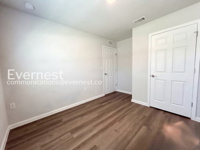 17 Riverside Ln - Photo 7 of 24