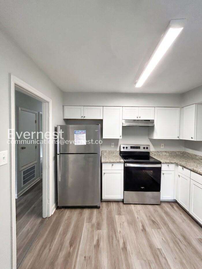 5736 Lawnmeadow Dr - Photo 5 of 21