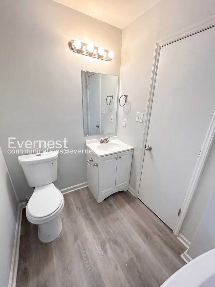 5736 Lawnmeadow Dr - Photo 7 of 21