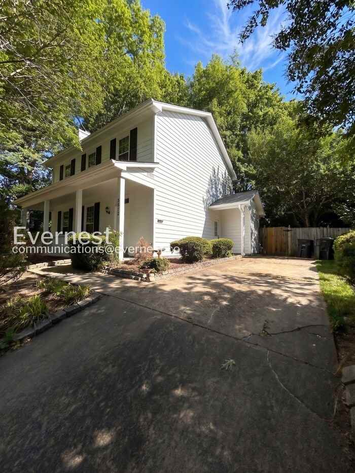 3312 Northbrook Dr - Photo 3 of 31