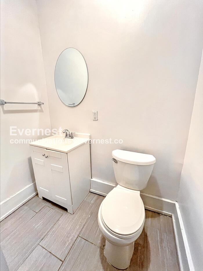 9429 Brush St #1B - Photo 7 of 19