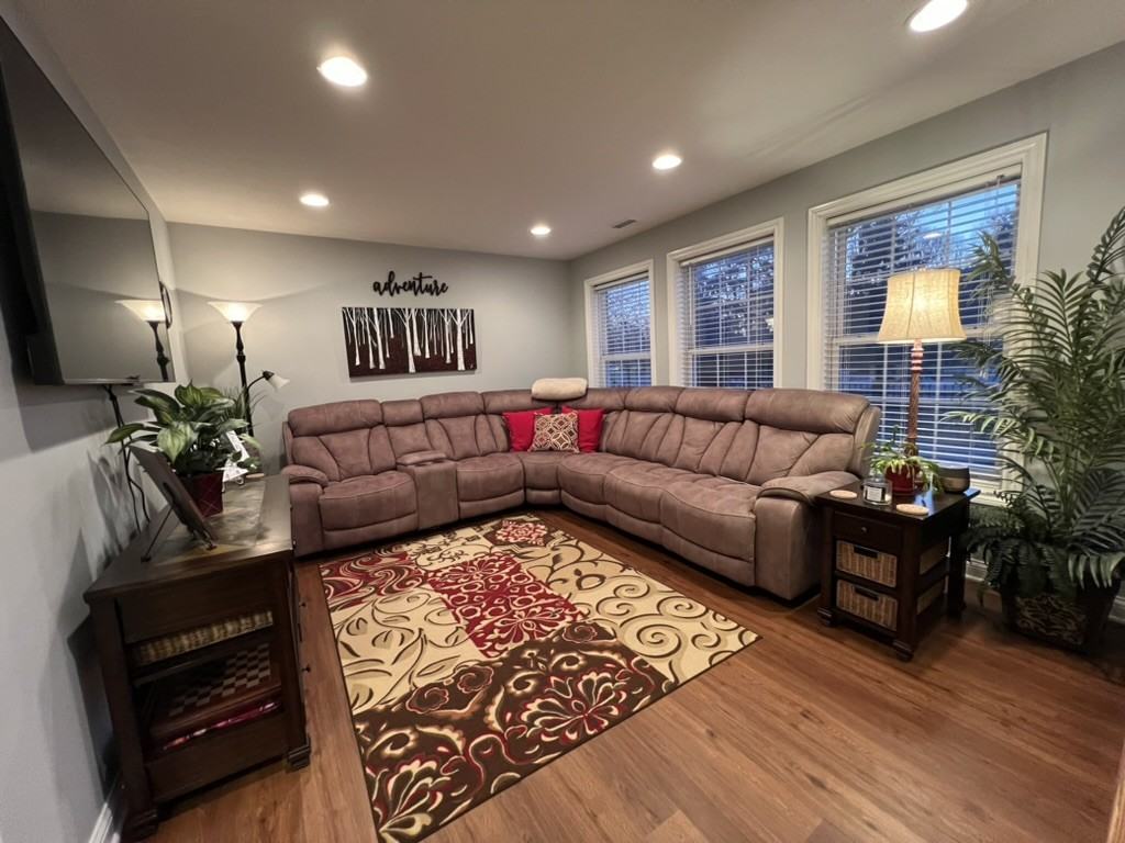 8633 N Meridian St #8633 - Photo 3 of 42