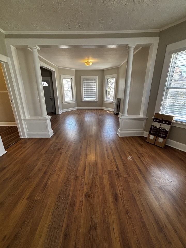 203 Lawrence Pl #2 - Photo 3 of 10