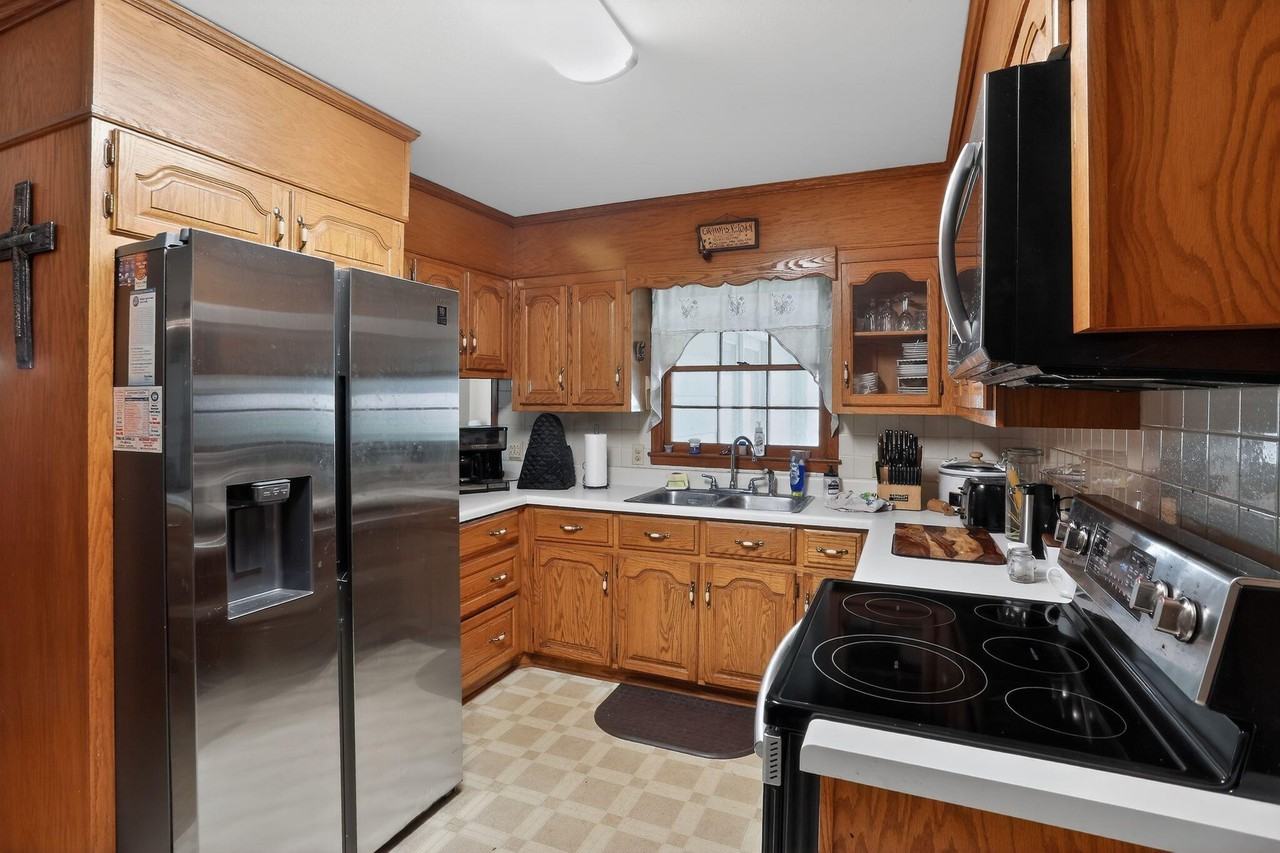 1035 W End St #NA - Photo 7 of 11