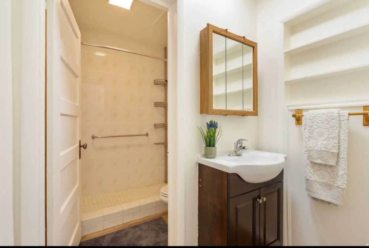 57 N 100 W #NA - Photo 3 of 16