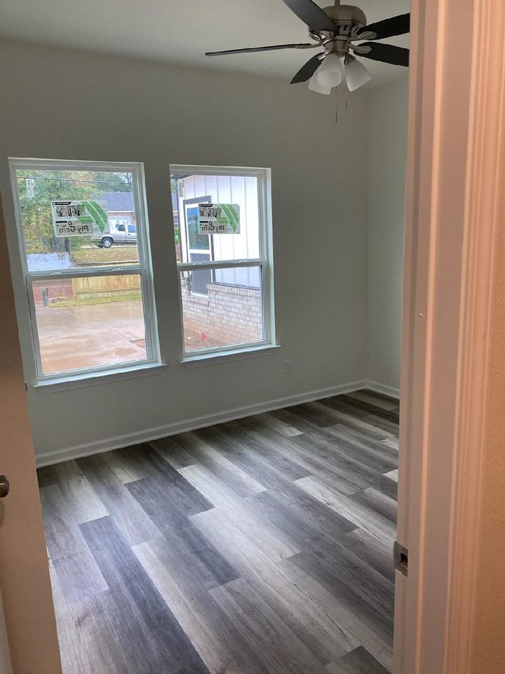 611 N Border Ave #300 - Photo 3 of 4