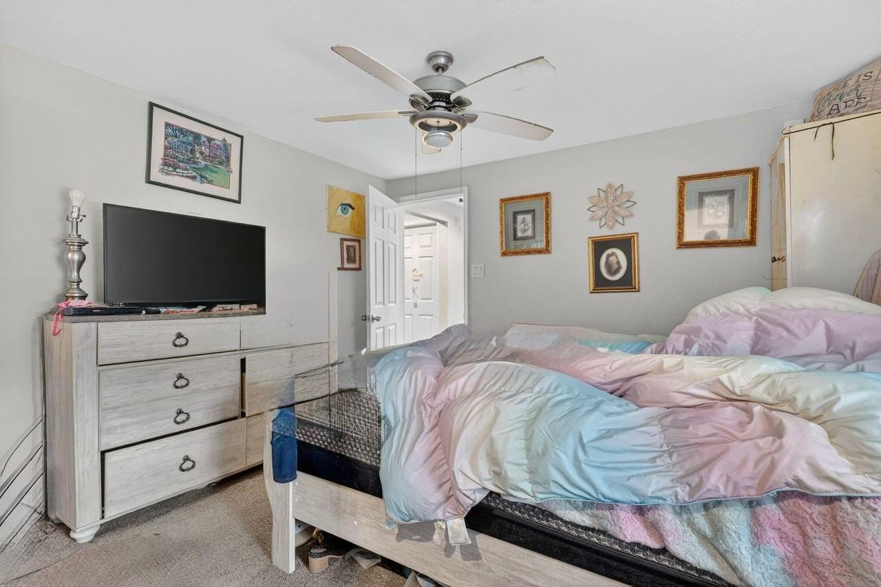 511 W Orange St #NA - Photo 7 of 8