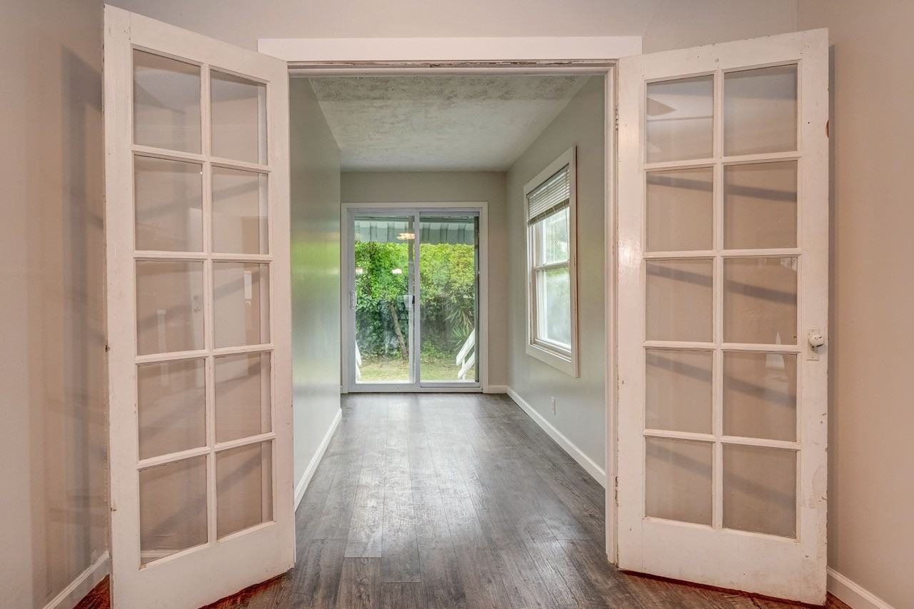 566 Russell St #NA - Photo 5 of 14