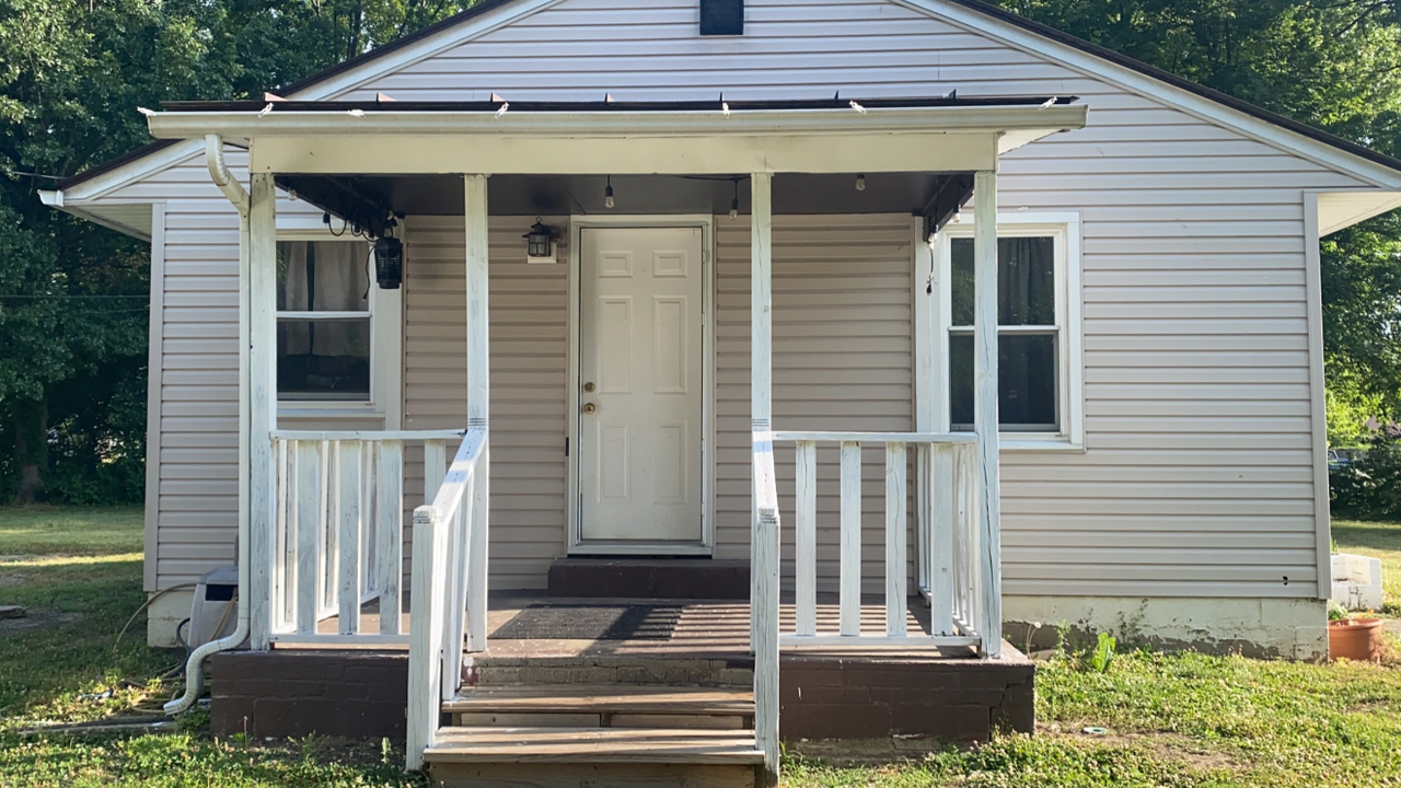 4820 N 25th St #NA - Photo 3 of 10