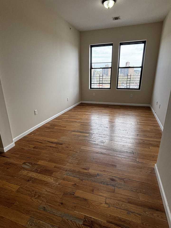 40-42 Broadway #5B - Photo 3 of 5