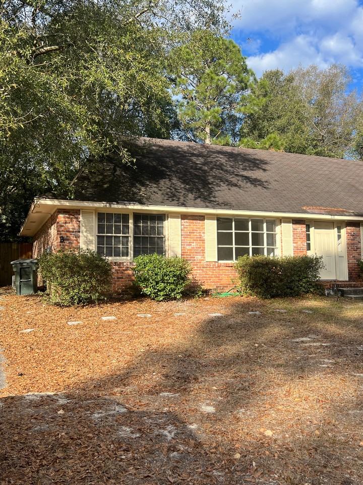 210 Henderson St #210B - Photo 2 of 6